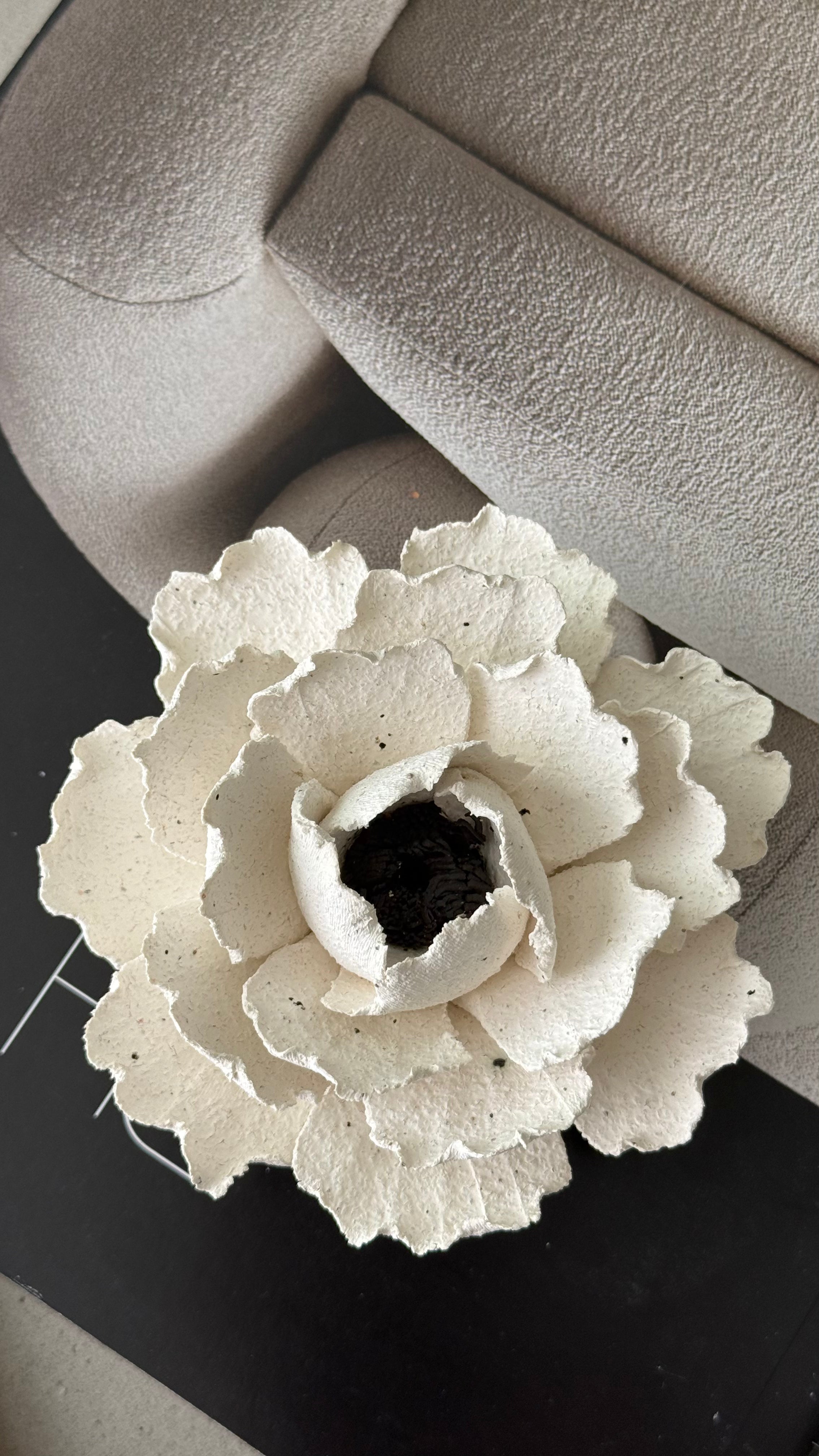 Blossom Dynasty | Handcrafted Peony Ceramic Incense Holder Set with Botanical Incense Sticks