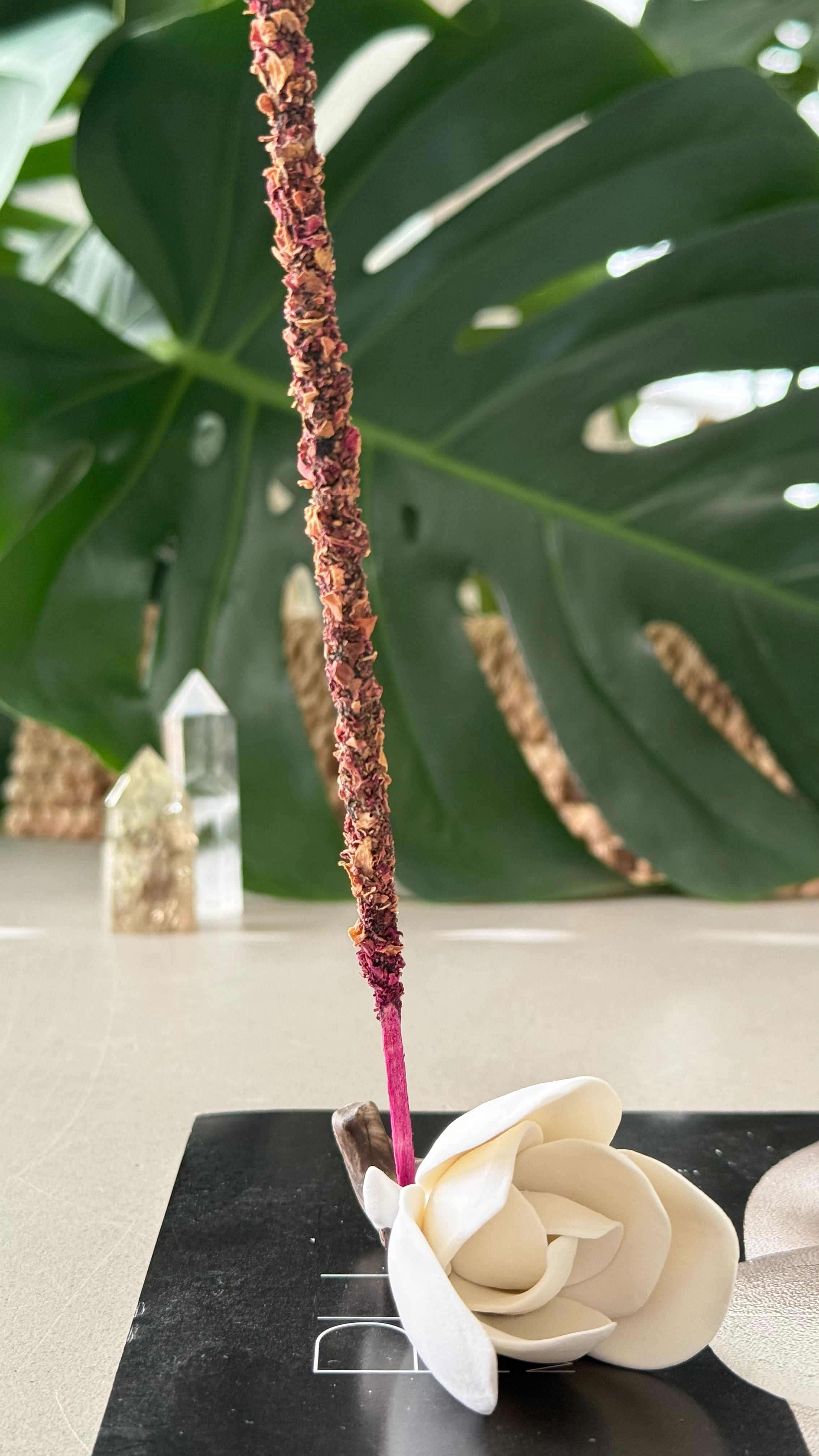 Gardenia Whispers | Handcrafted Gardenia Ceramic Incense Holder Set with Botanical Incense Sticks