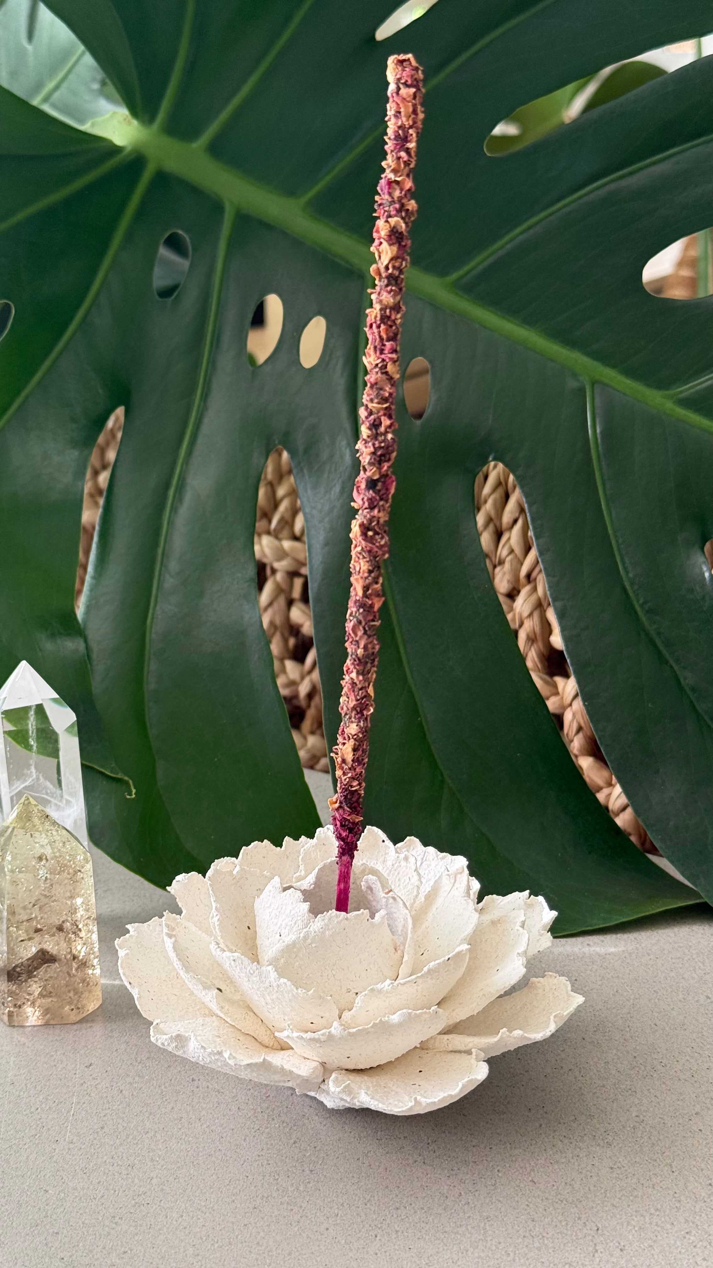 Blossom Dynasty | Handcrafted Peony Ceramic Incense Holder Set with Botanical Incense Sticks