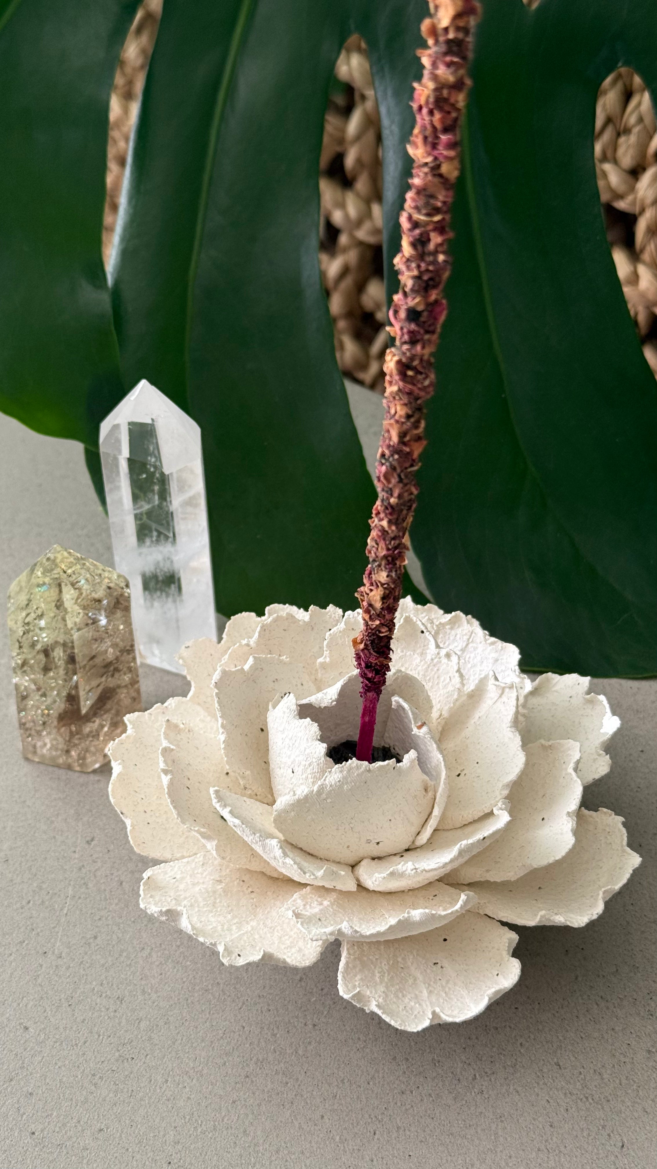 Blossom Dynasty | Handcrafted Peony Ceramic Incense Holder Set with Botanical Incense Sticks