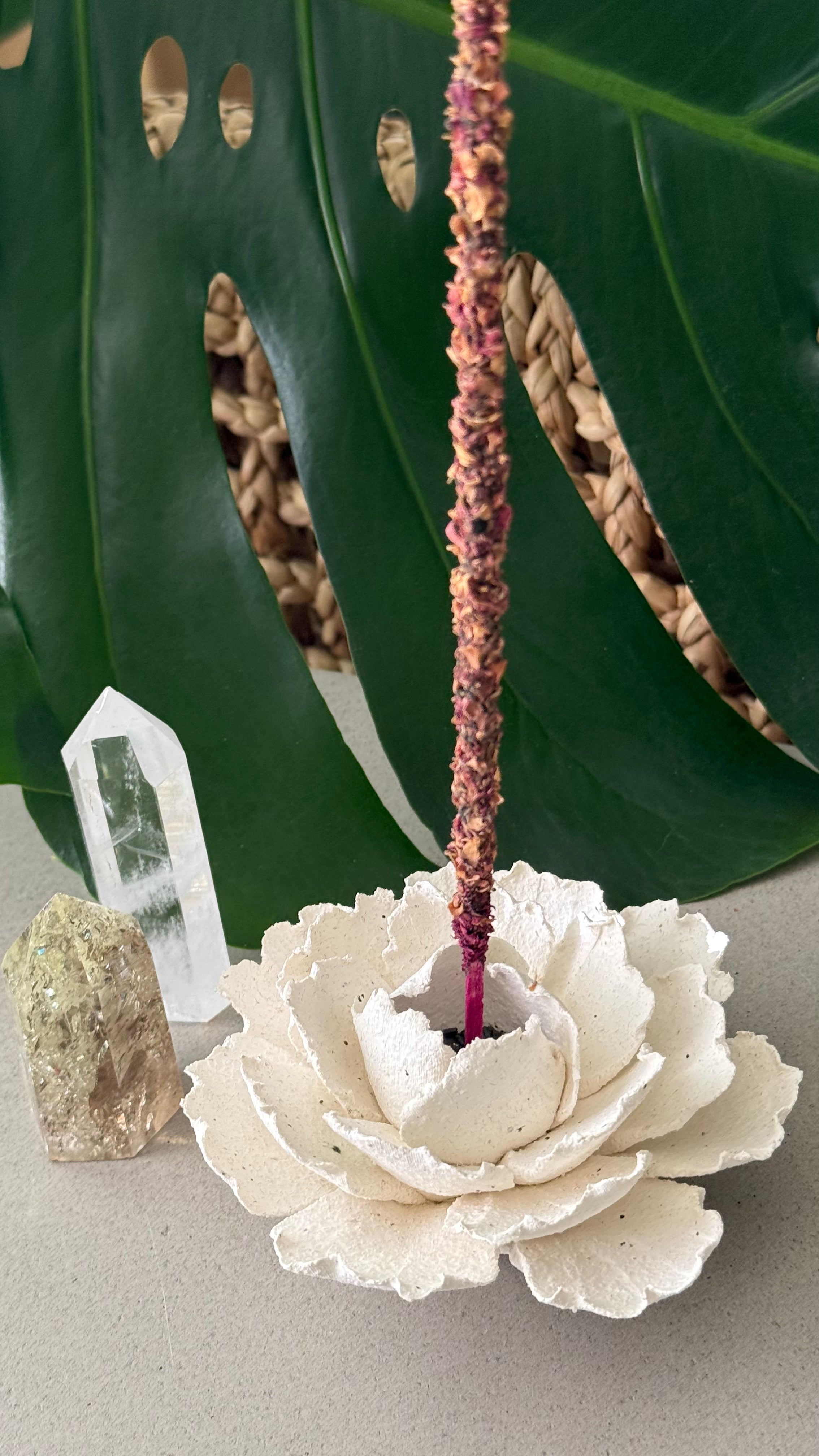 Blossom Dynasty | Handcrafted Peony Ceramic Incense Holder Set with Botanical Incense Sticks