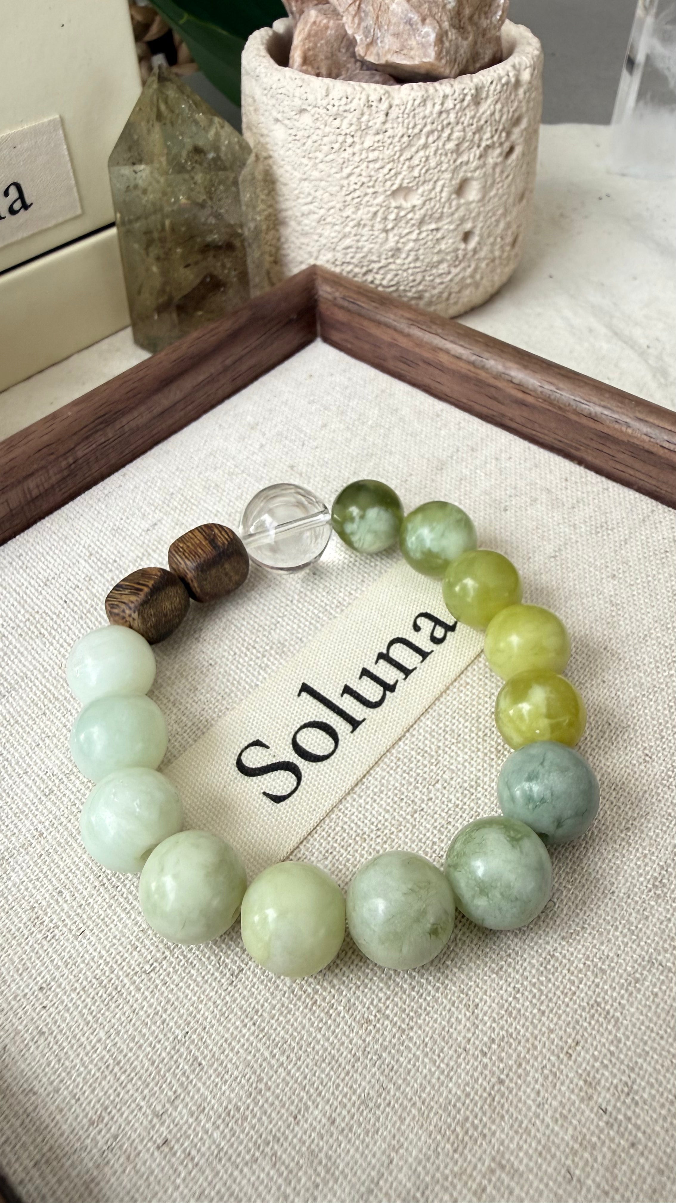 Matcha Wood | 14mm Clear Quartz, Kinam Agarwood & Creamy Xiuyan Jade Bracelet
