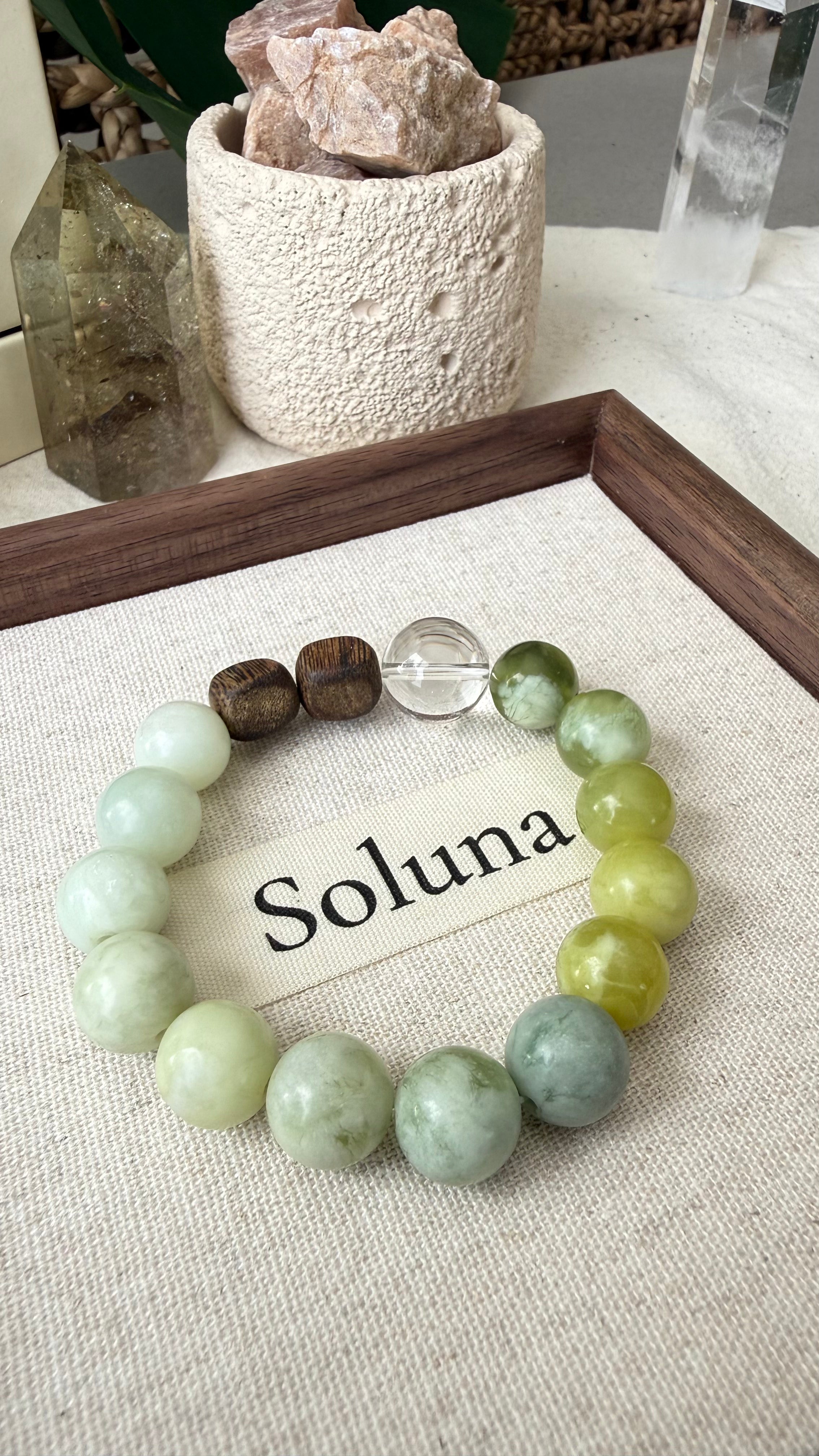 Matcha Wood | 14mm Clear Quartz, Kinam Agarwood & Creamy Xiuyan Jade Bracelet